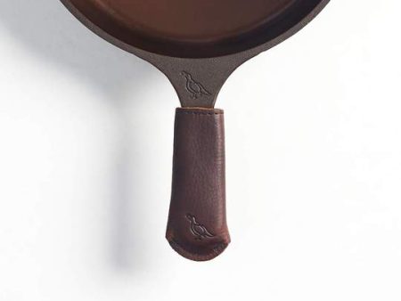 Smithey Ironware Leather Skillet Sleeve Hot on Sale