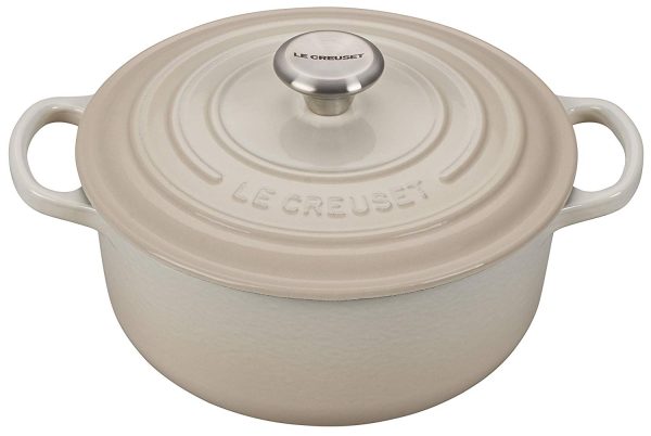 Le Creuset Round Dutch Oven 2 3 4 qt. Online now